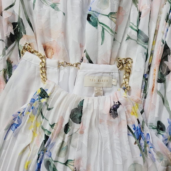 🍒NWT🍒 TED BAKER DIP HEM PLEATED DRESS - Picture 7 of 7